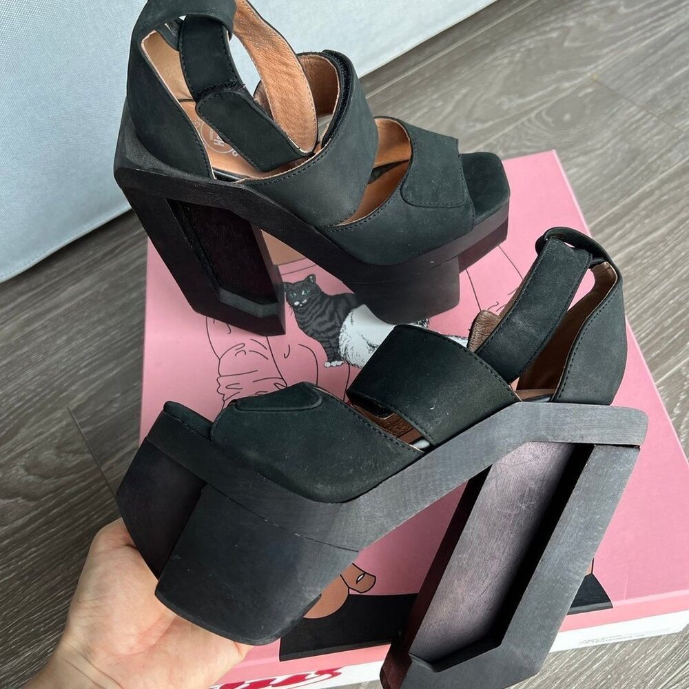 Jeffrey Campbell Eggert heels